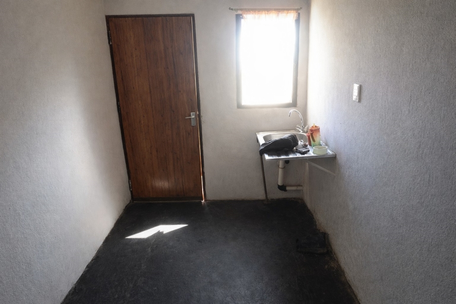 2 Bedroom Property for Sale in Vezi Gauteng