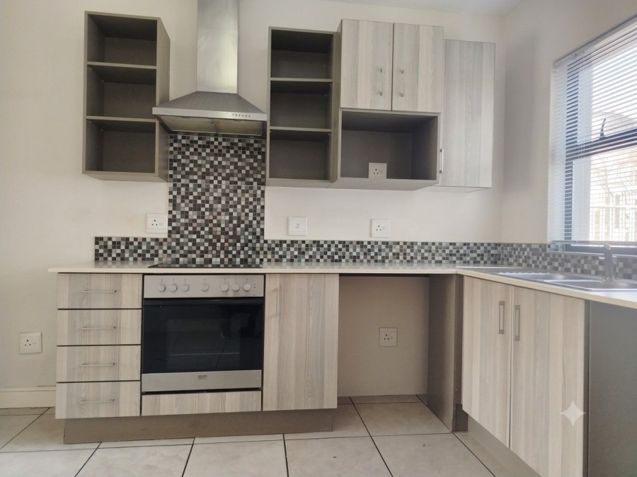 2 Bedroom Property for Sale in Edenburg Gauteng