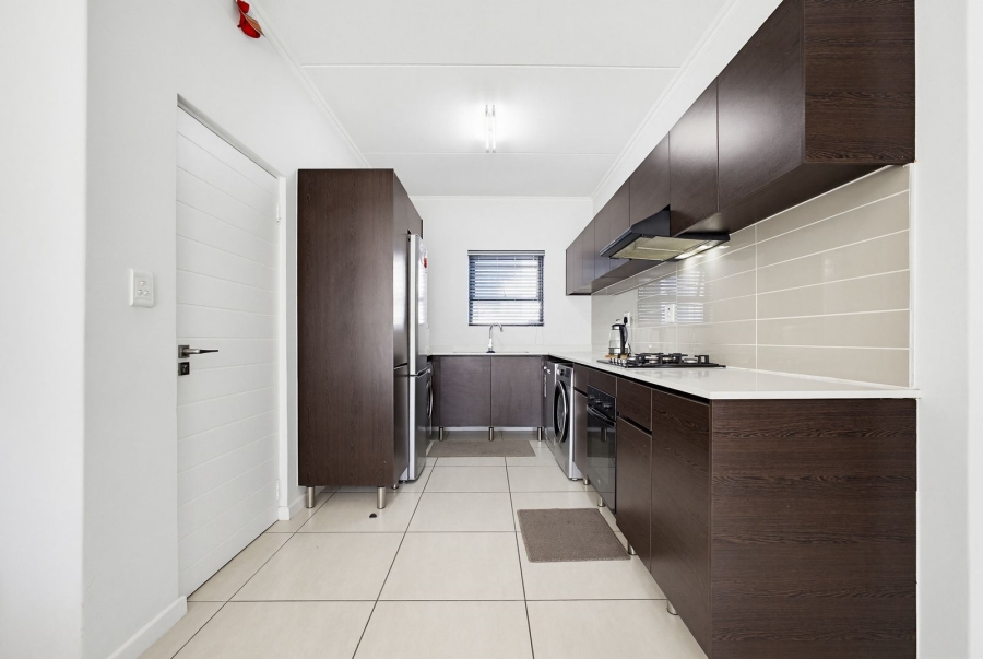 To Let 3 Bedroom Property for Rent in Greenstone Hill Gauteng
