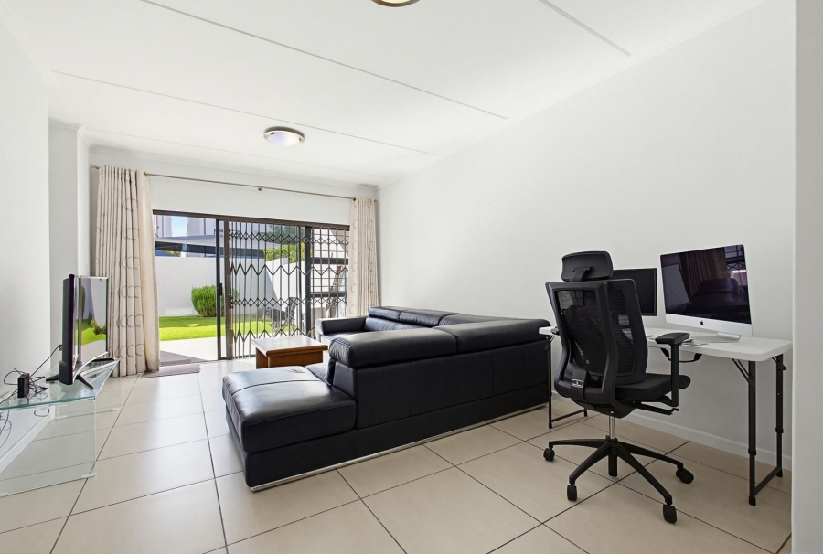 To Let 3 Bedroom Property for Rent in Greenstone Hill Gauteng
