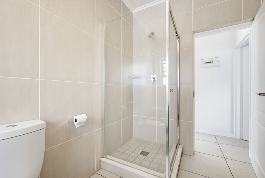 To Let 3 Bedroom Property for Rent in Greenstone Hill Gauteng