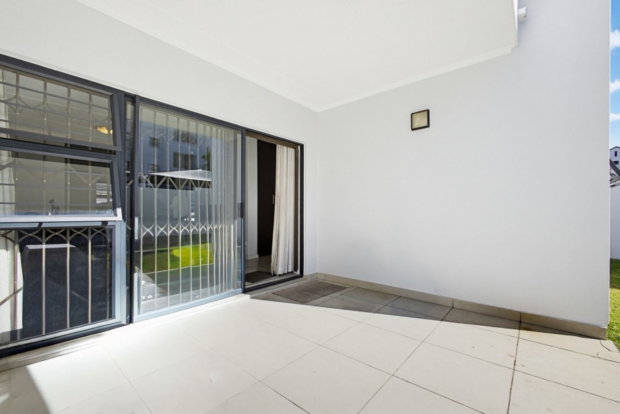 To Let 3 Bedroom Property for Rent in Greenstone Hill Gauteng