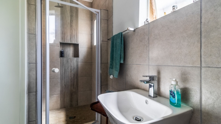 3 Bedroom Property for Sale in Hurlyvale Gauteng