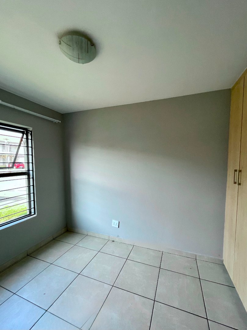 2 Bedroom Property for Sale in Lakefield Gauteng