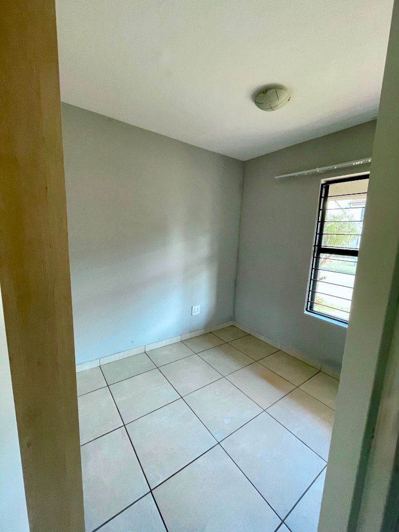 2 Bedroom Property for Sale in Lakefield Gauteng