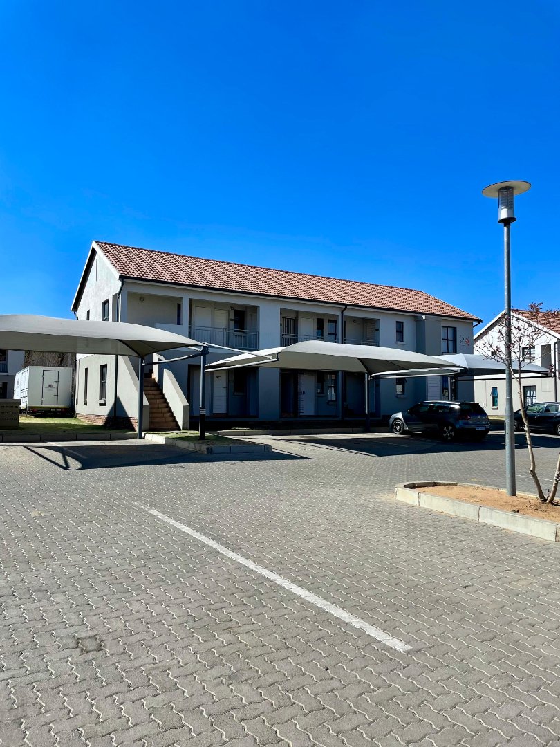 2 Bedroom Property for Sale in Lakefield Gauteng