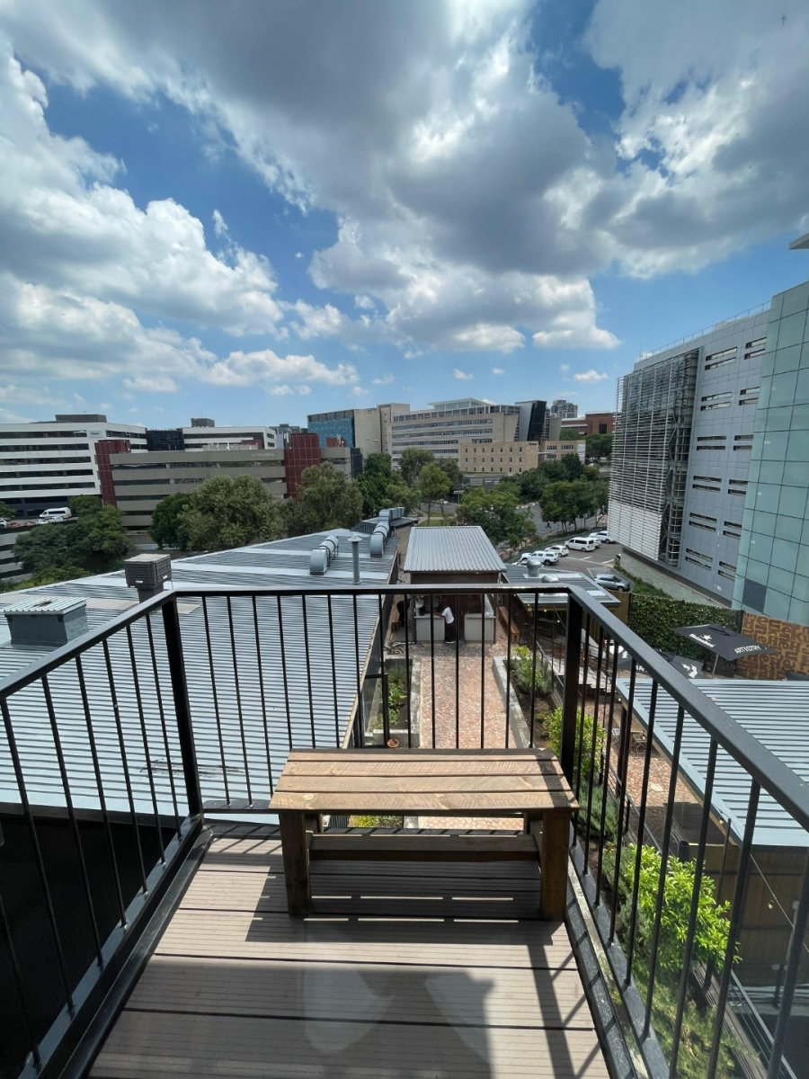 1 Bedroom Property for Sale in Sandton Central Gauteng