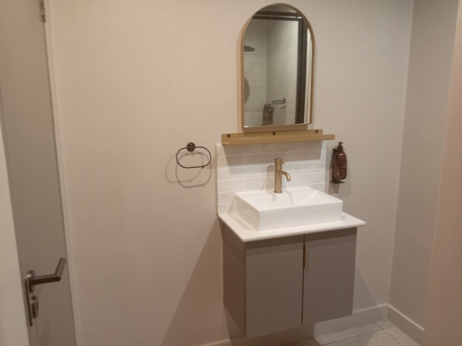 1 Bedroom Property for Sale in Sandton Central Gauteng