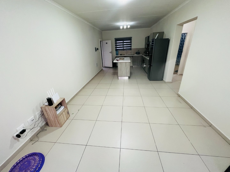 To Let 2 Bedroom Property for Rent in Erand Gardens Gauteng