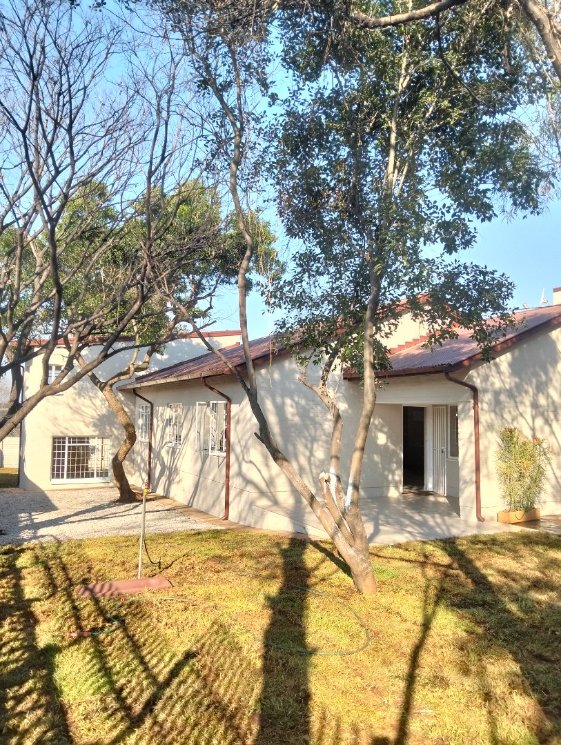 5 Bedroom Property for Sale in Proclamation Hill Gauteng