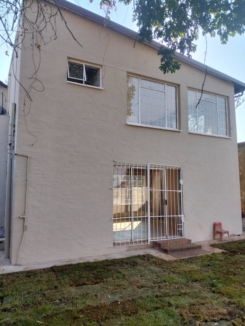 5 Bedroom Property for Sale in Proclamation Hill Gauteng