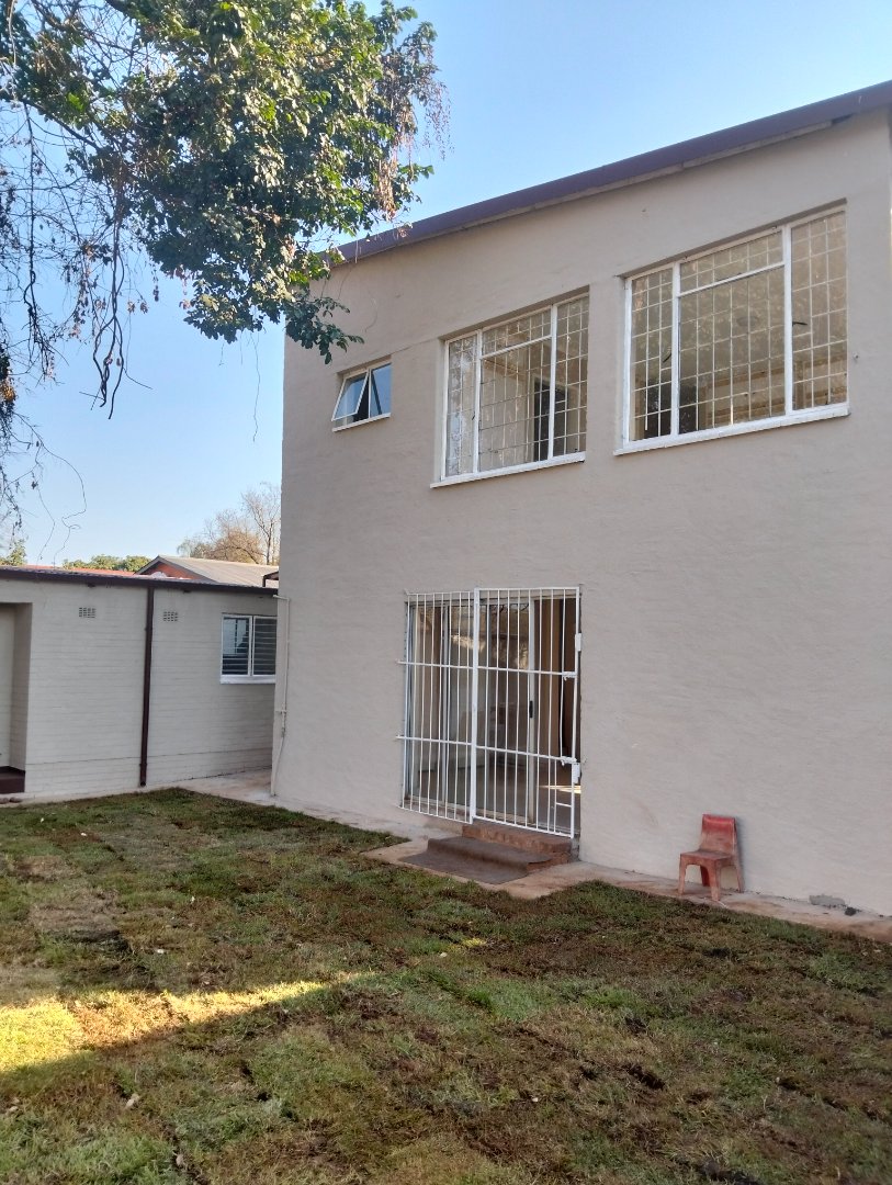 5 Bedroom Property for Sale in Proclamation Hill Gauteng