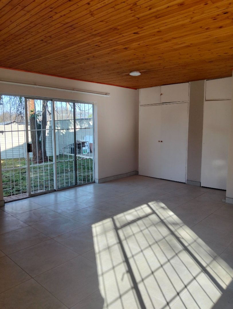 5 Bedroom Property for Sale in Proclamation Hill Gauteng