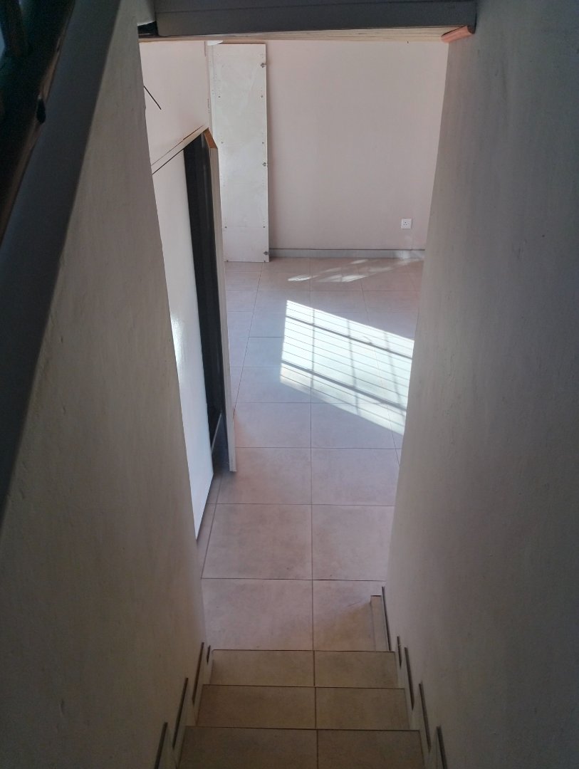5 Bedroom Property for Sale in Proclamation Hill Gauteng