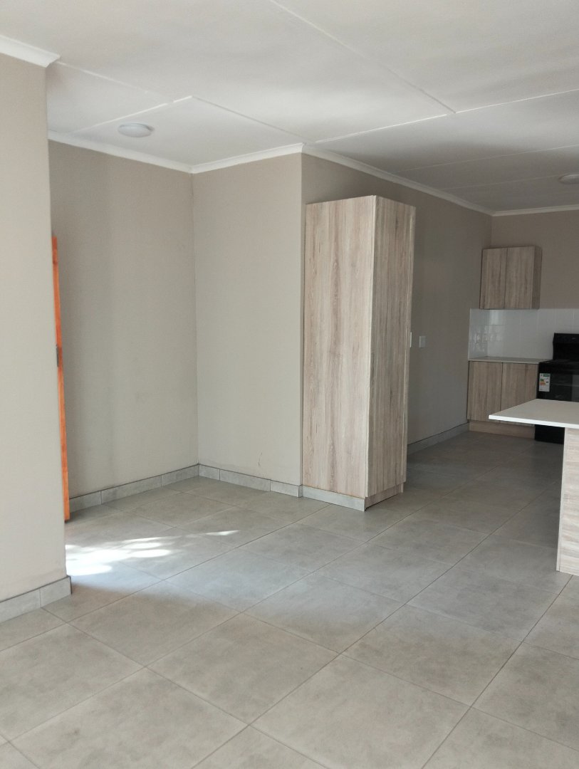 5 Bedroom Property for Sale in Proclamation Hill Gauteng