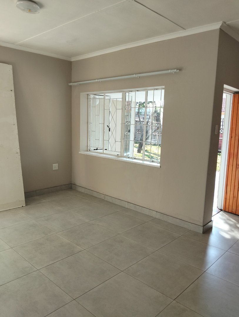 5 Bedroom Property for Sale in Proclamation Hill Gauteng