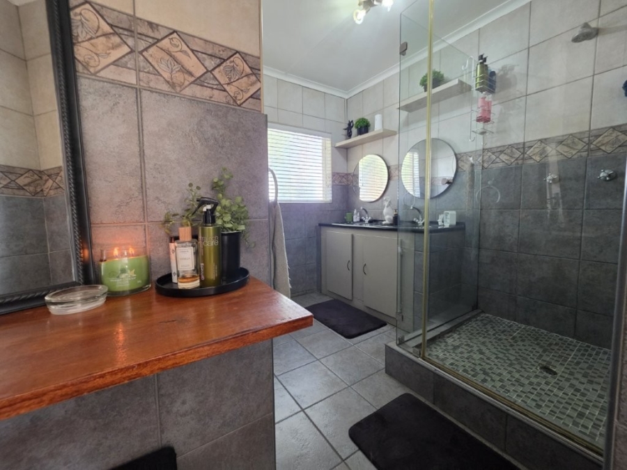 4 Bedroom Property for Sale in Randhart Gauteng
