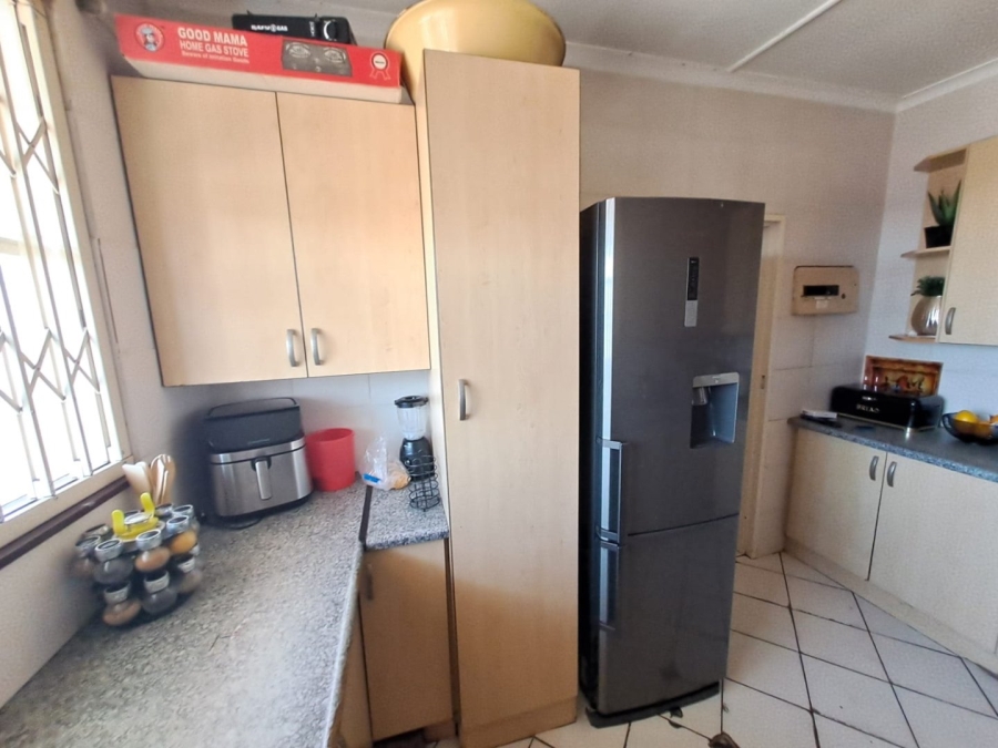 2 Bedroom Property for Sale in Vanderbijlpark Cw 6 Gauteng