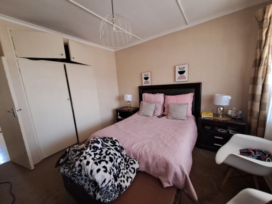 2 Bedroom Property for Sale in Vanderbijlpark Cw 6 Gauteng