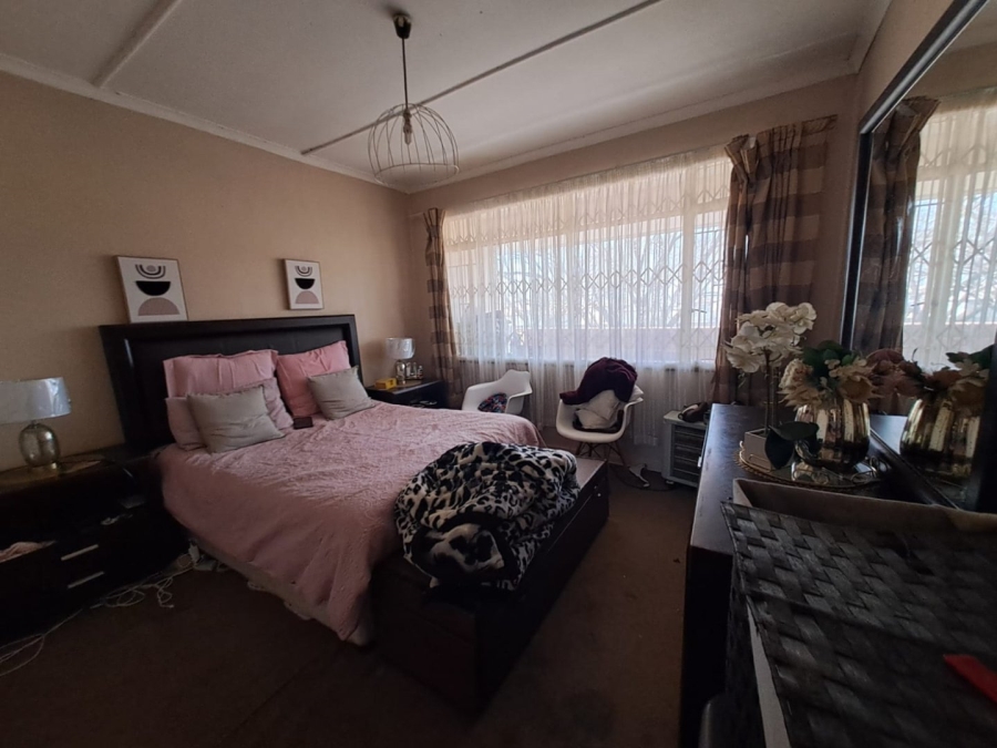 2 Bedroom Property for Sale in Vanderbijlpark Cw 6 Gauteng