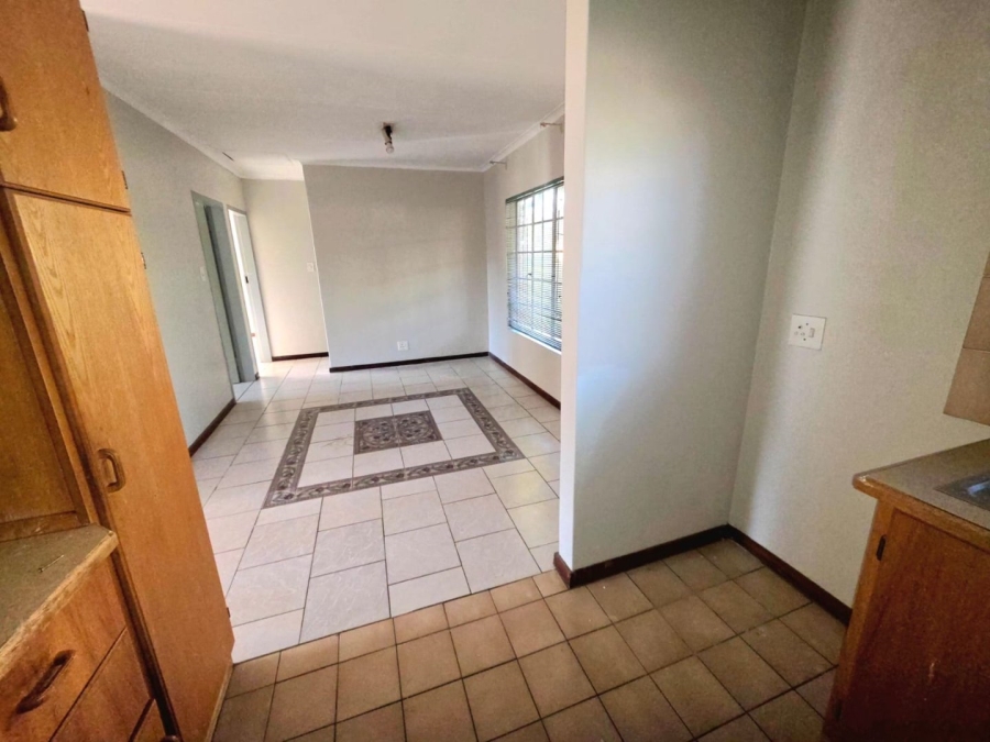 2 Bedroom Property for Sale in Annlin Gauteng