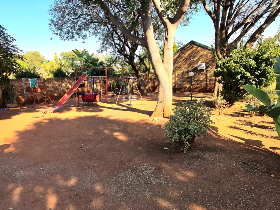 2 Bedroom Property for Sale in Annlin Gauteng
