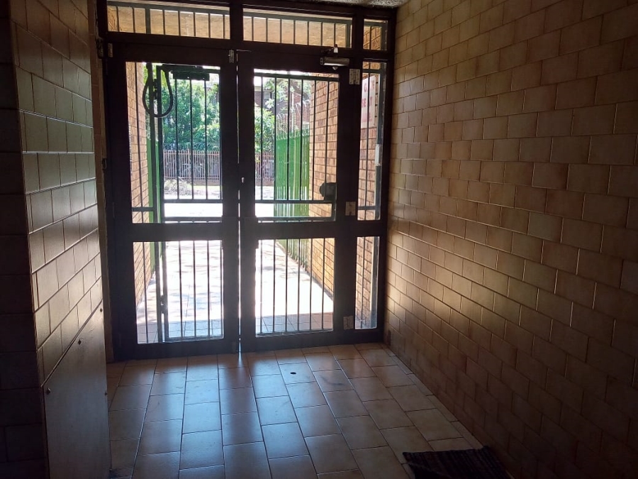 To Let 1 Bedroom Property for Rent in Arcadia Gauteng