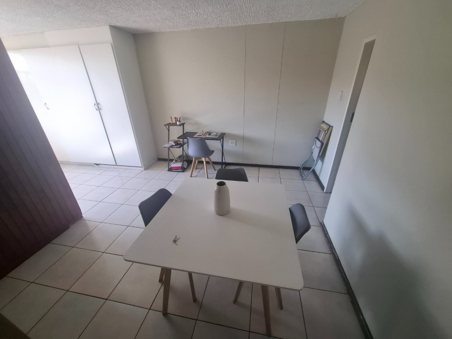 To Let 1 Bedroom Property for Rent in Arcadia Gauteng