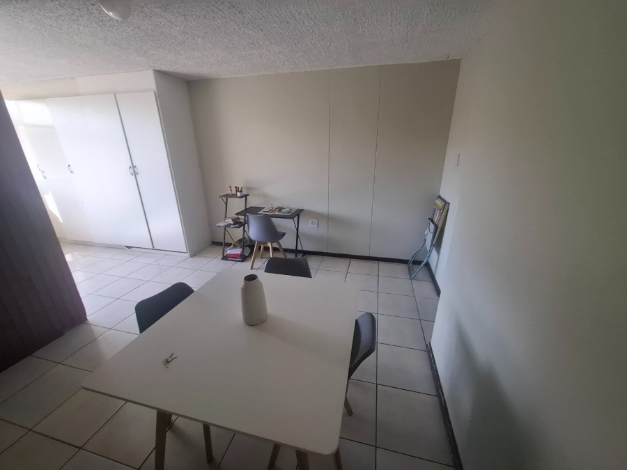 To Let 1 Bedroom Property for Rent in Arcadia Gauteng