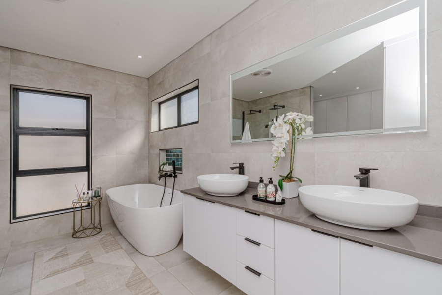 4 Bedroom Property for Sale in Fountainbrook Estate Gauteng