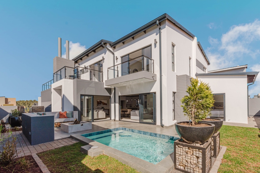 4 Bedroom Property for Sale in Fountainbrook Estate Gauteng