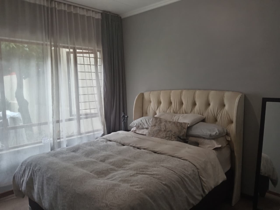 1 Bedroom Property for Sale in Beverley Gauteng