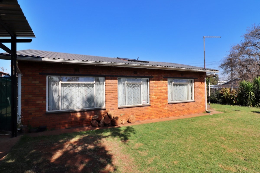 4 Bedroom Property for Sale in Klopperpark Gauteng
