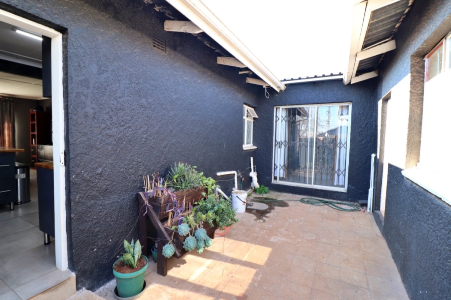 4 Bedroom Property for Sale in Klopperpark Gauteng