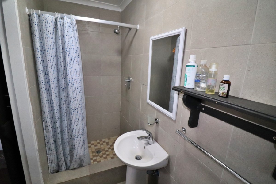 4 Bedroom Property for Sale in Klopperpark Gauteng