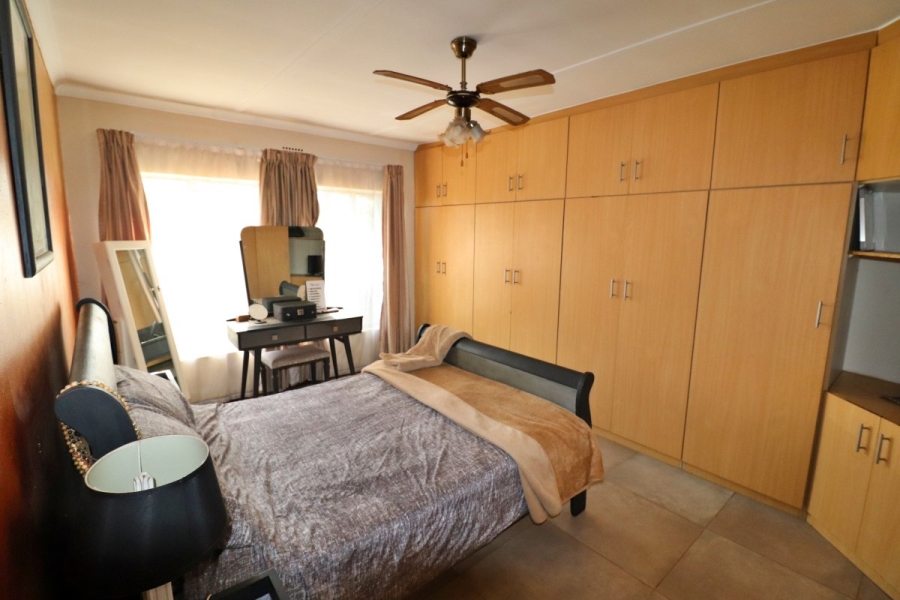 4 Bedroom Property for Sale in Klopperpark Gauteng