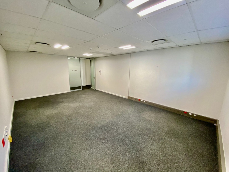 To Let Commercial Property for Rent in Vorna Valley Gauteng