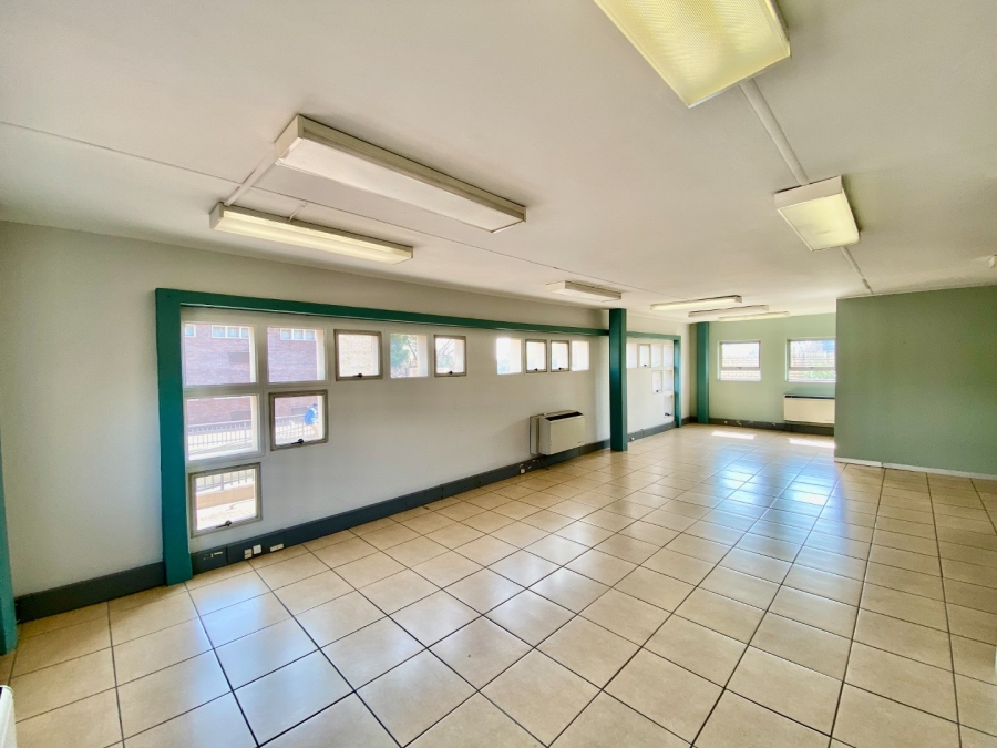 To Let Commercial Property for Rent in Lynnwood Gauteng