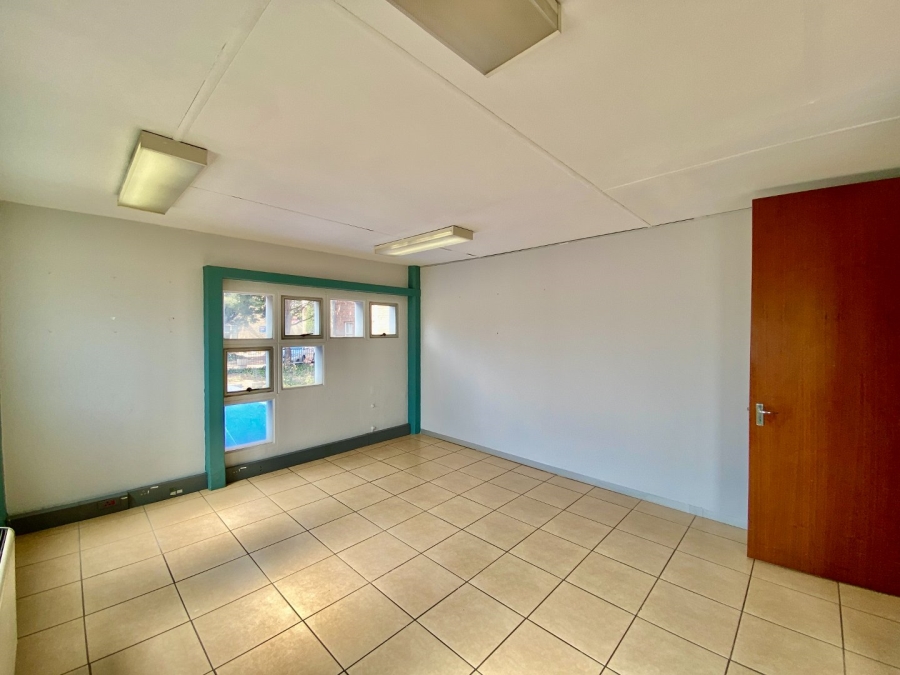 To Let Commercial Property for Rent in Lynnwood Gauteng