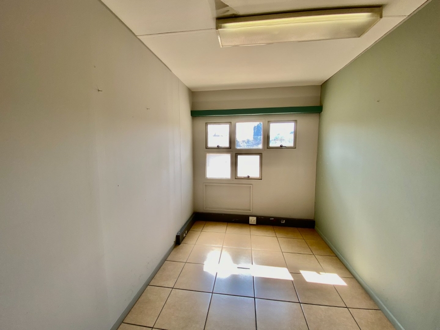To Let Commercial Property for Rent in Lynnwood Gauteng