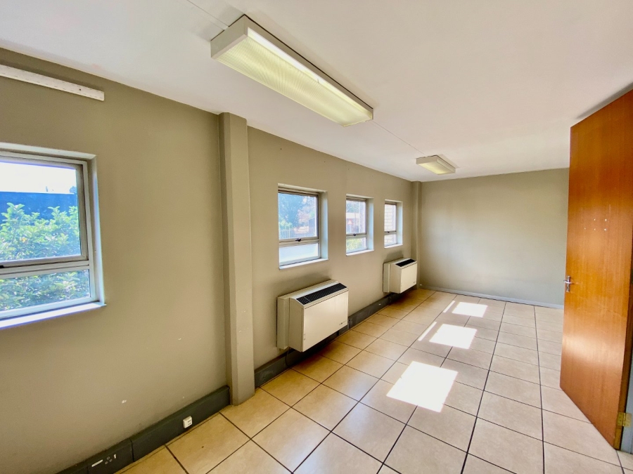 To Let Commercial Property for Rent in Lynnwood Gauteng