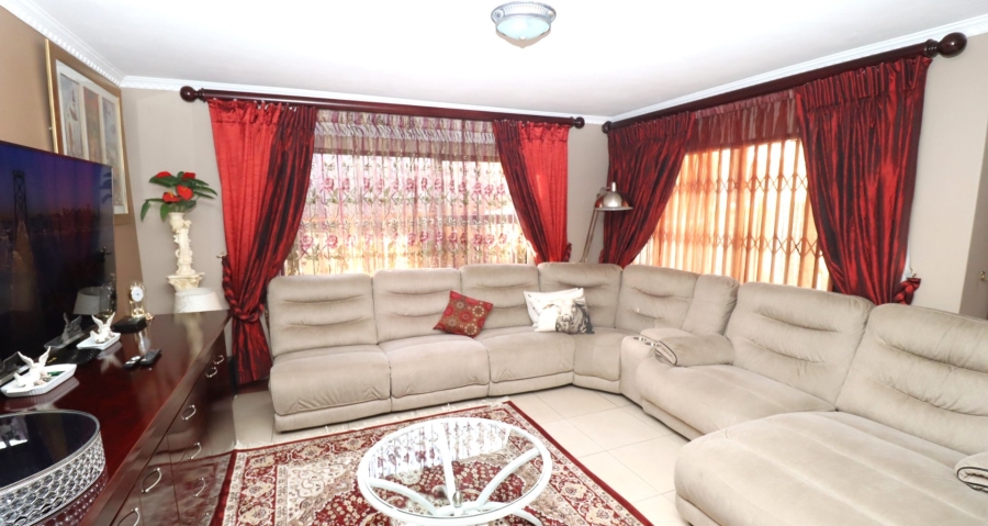 3 Bedroom Property for Sale in Erasmuskloof Gauteng