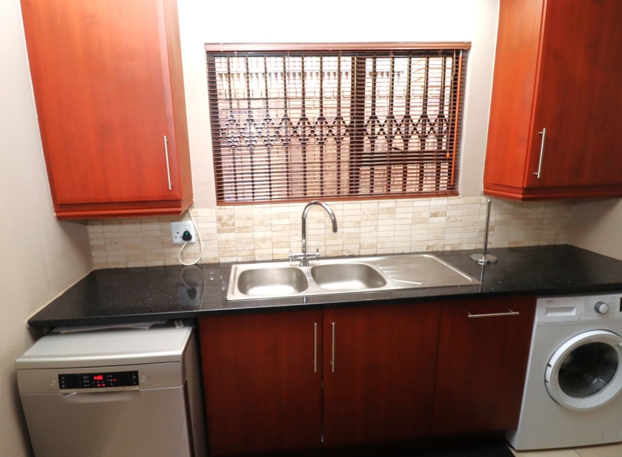 3 Bedroom Property for Sale in Erasmuskloof Gauteng