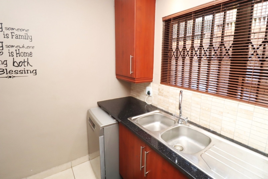 3 Bedroom Property for Sale in Erasmuskloof Gauteng