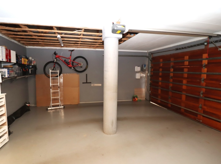 3 Bedroom Property for Sale in Erasmuskloof Gauteng