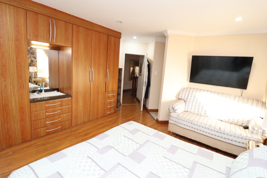 3 Bedroom Property for Sale in Erasmuskloof Gauteng
