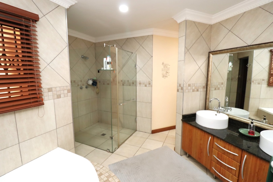 3 Bedroom Property for Sale in Erasmuskloof Gauteng