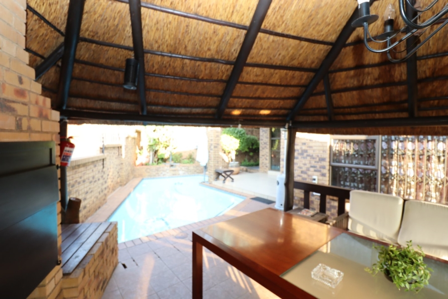 3 Bedroom Property for Sale in Erasmuskloof Gauteng