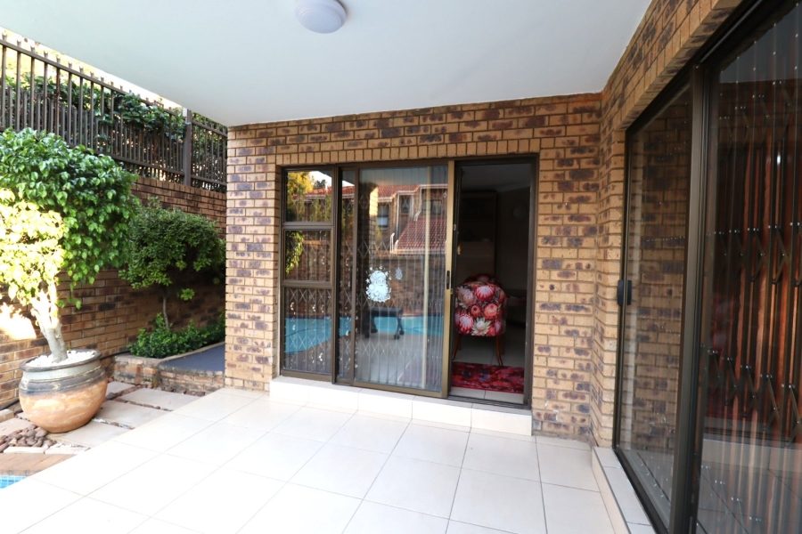 3 Bedroom Property for Sale in Erasmuskloof Gauteng