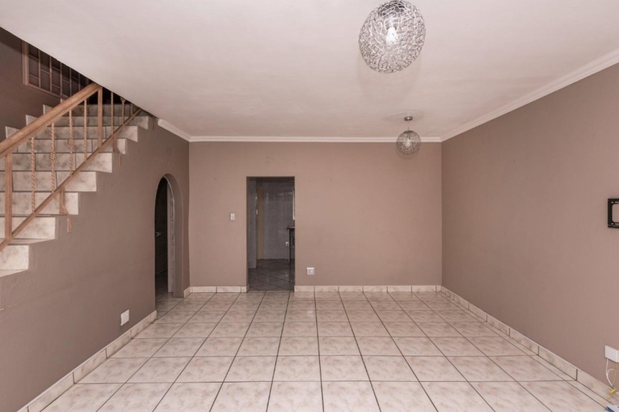 2 Bedroom Property for Sale in Primrose Hill Gauteng